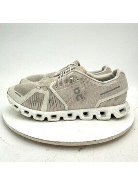 On Cloud 5 Swiss Engineering Women Size 10 59-98773 Pearl White Running Shoes